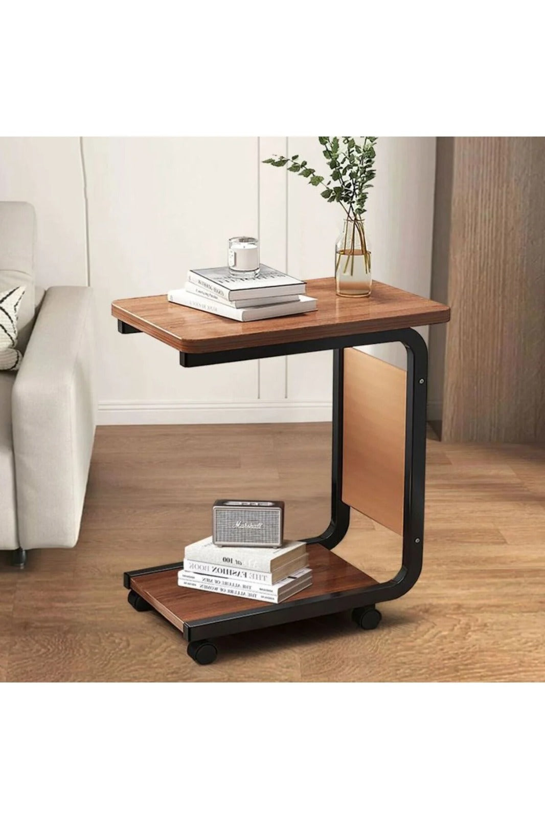 Măsuță laterală mobilă cu roți, metal &amp; lemn, C-shape, 40×30×62 cm, cu buzunar pentru reviste